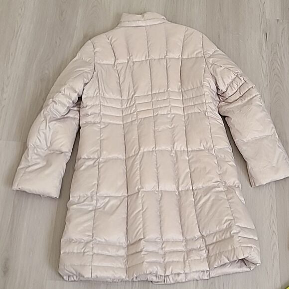 IS IN Beige Puffer Jacket Button Detail Long Length Sz 13 Women's Quilted Winter - Picture 5 of 6